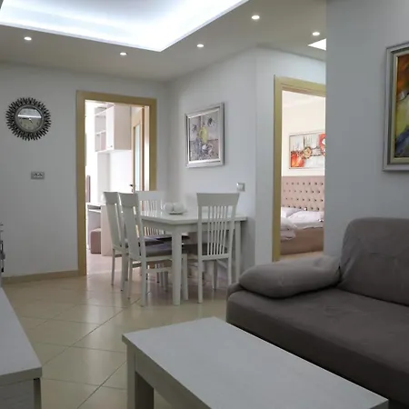 Apartment Family-friendly Urban Escape Tirana